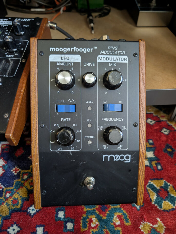 Sintetizadores, Drum Machines y Equipo De  Estudio