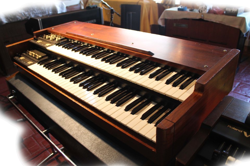 KORG BX-3  Hammond Clon