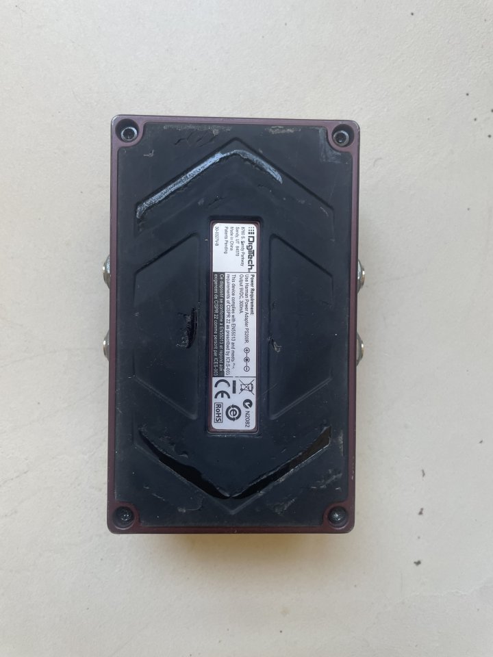 Digitech Hardwire RV-7 Stereo Reverb de segunda mano · Foto 2 de 6 · Gipuzkoa · 190 €