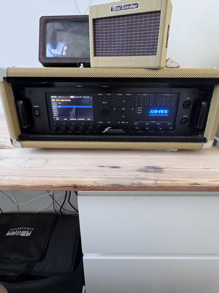 Pack Axe FX3, envio incluido. Valor propuestas de segunda mano · Foto 1 de 8 · Madrid · 2099 €