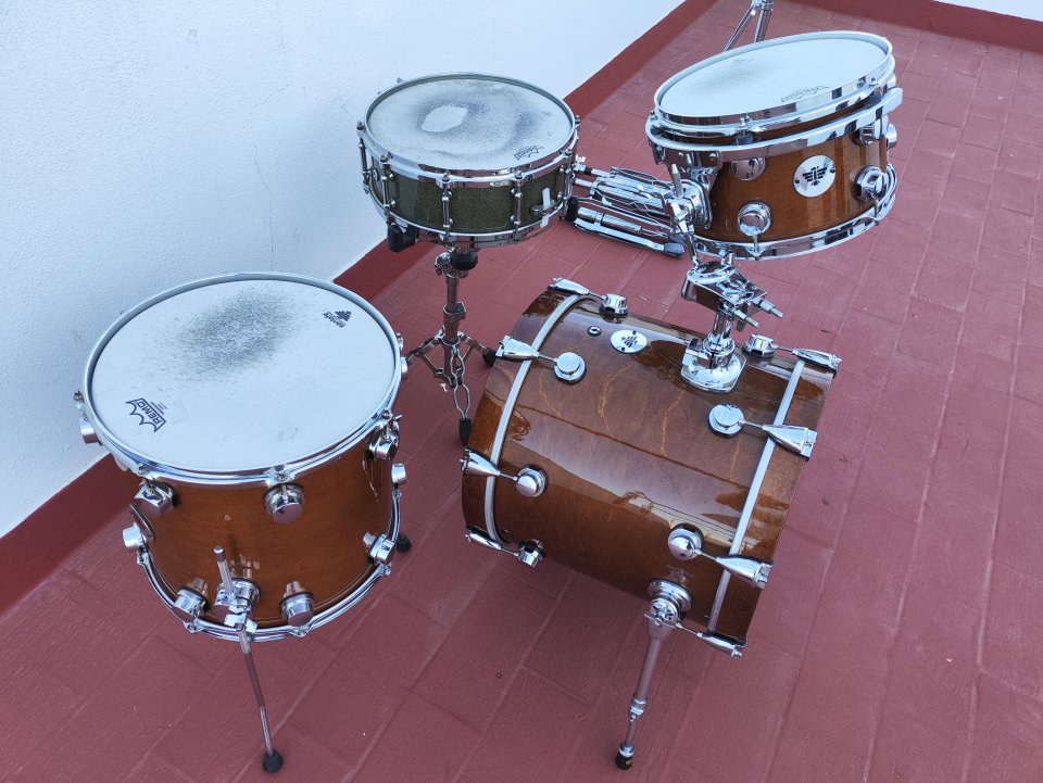 Batería de jazz Santafe Maple Custom Series de segunda mano · Foto 3 de 5 · Huelva · 1300 €