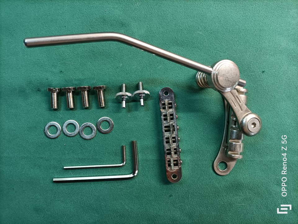 Tremolo Duesenberg LES TREM II para gibson LP o SG de segunda mano · Foto 1 de 5 · Alicante · 45 €