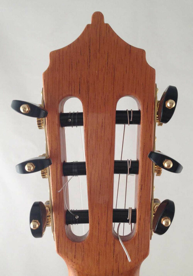Guitarra de Luthier José A. Fuentes por guitarra eléctrica