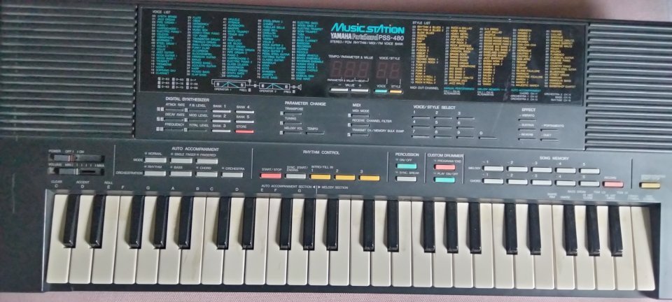 Yamaha Pss 480 de segunda mano · Gipuzkoa · 20 €