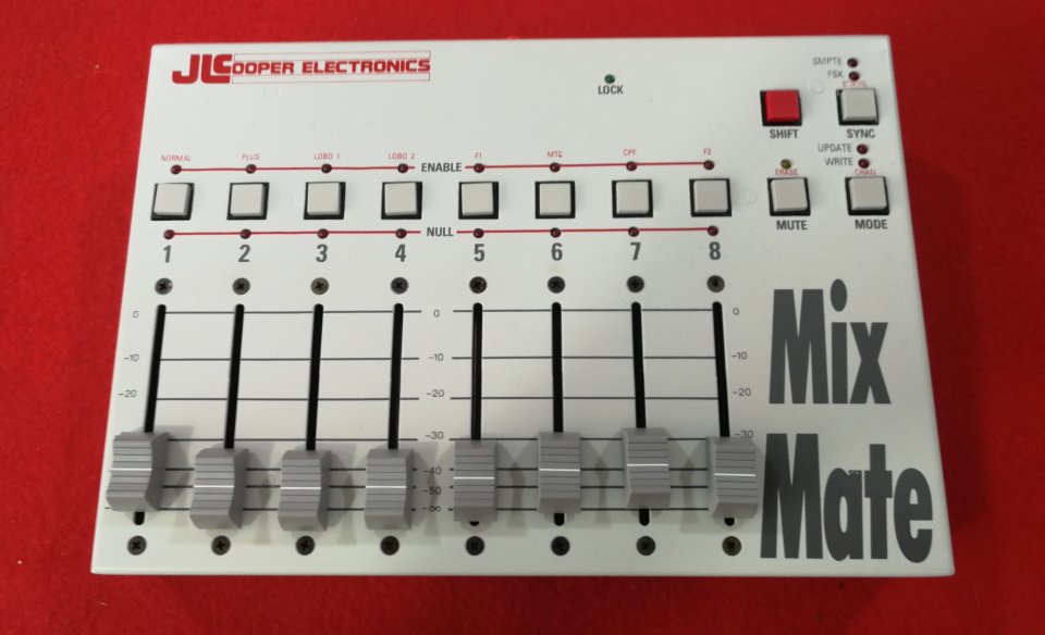 JL Cooper Mix Mate de segunda mano · Foto 2 de 3 · Girona · 100 €