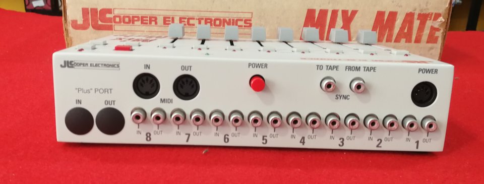 JL Cooper Mix Mate de segunda mano · Foto 3 de 3 · Girona · 100 €