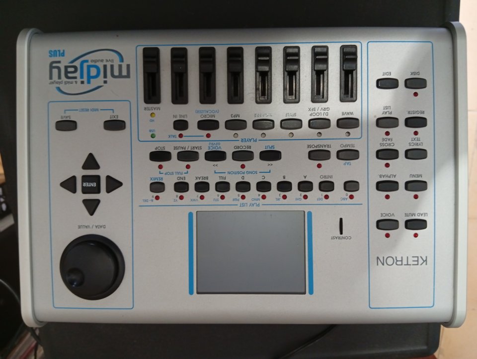 Ketron Midjay Plus "Cambio"