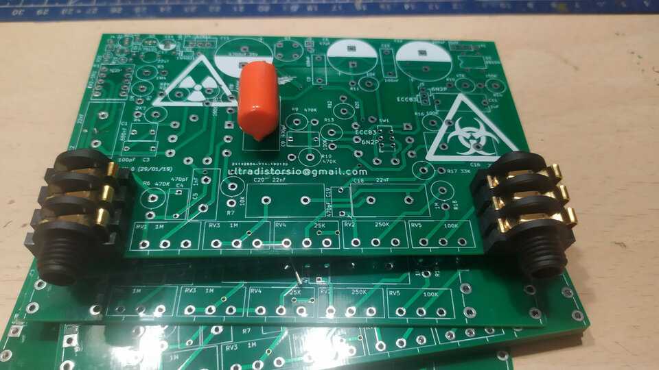PCB para montar el previo del JCM800