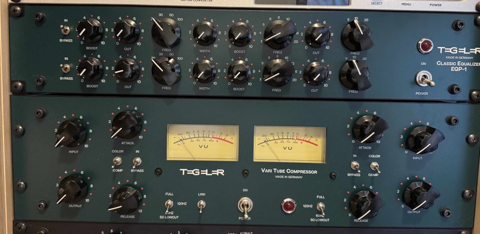 Tegeler Vari Tube Compressor
