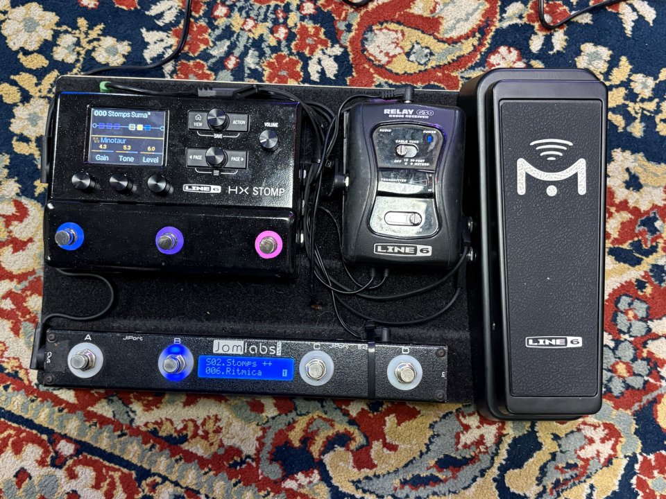 Line 6 HX Stomp y pedal de exprexión Mission Helix