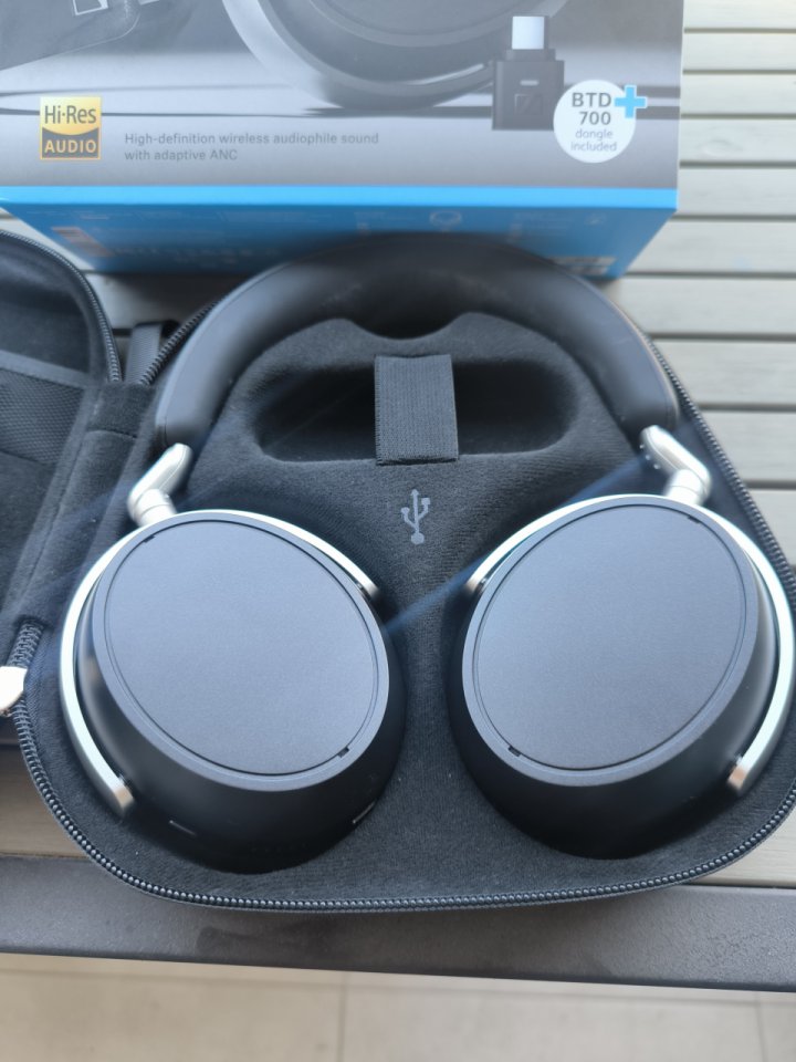 OFERTA Sennheiser HDB 630 Wireless ¡Como nuevo y envío incluido! de segunda mano · Foto 4 de 5 · Murcia · 320 €