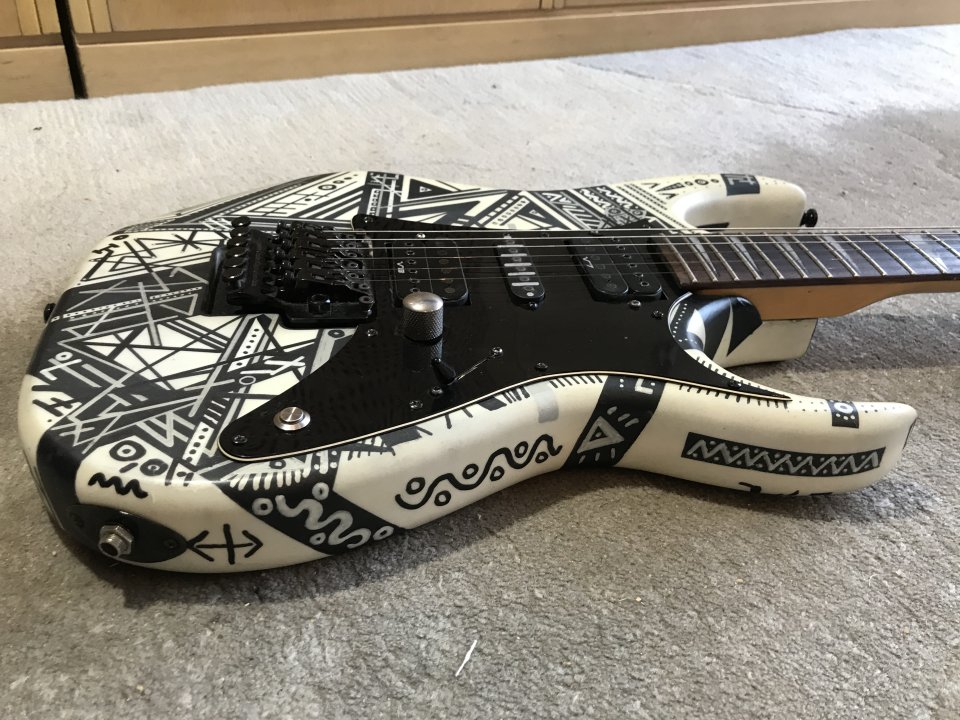 Ibanez EX350 1991 - pastillas V7/V8 - EVH Frankenstrat Controlled Chaos