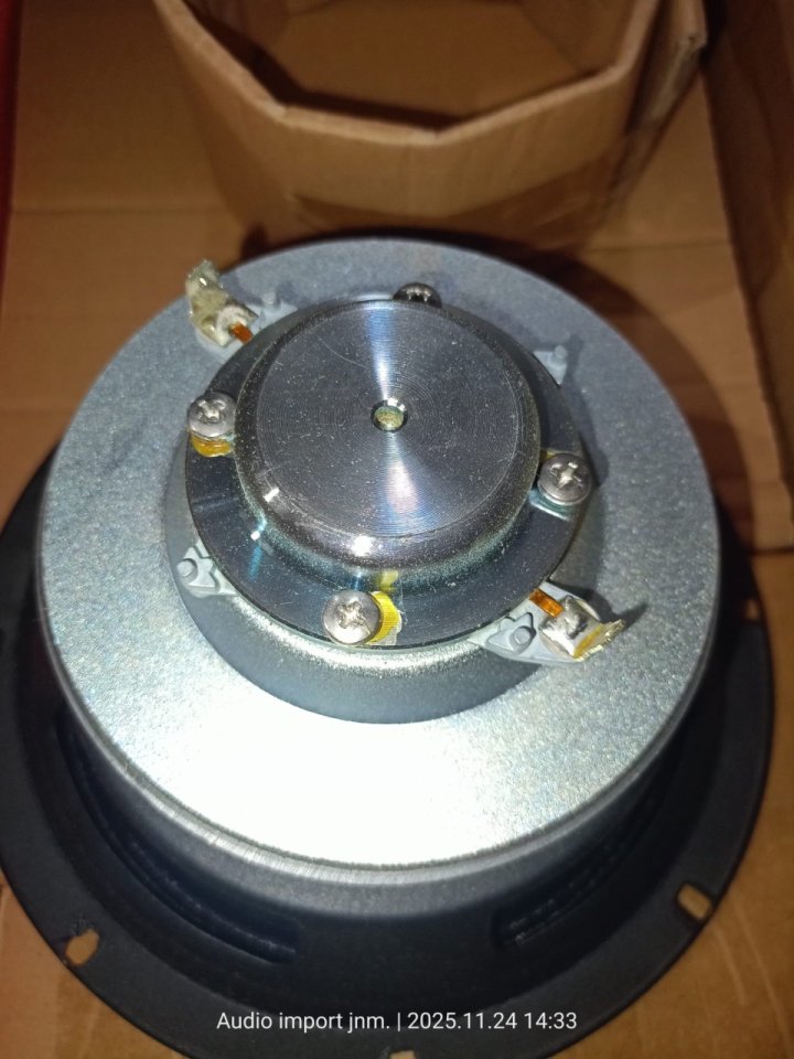 Woofer de repuesto para altavoz QSC AD-C820 Nuevo