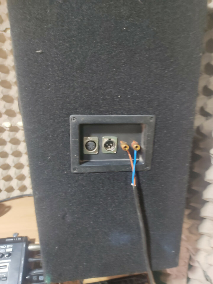 Altavoces JBSISTEN  8 homios