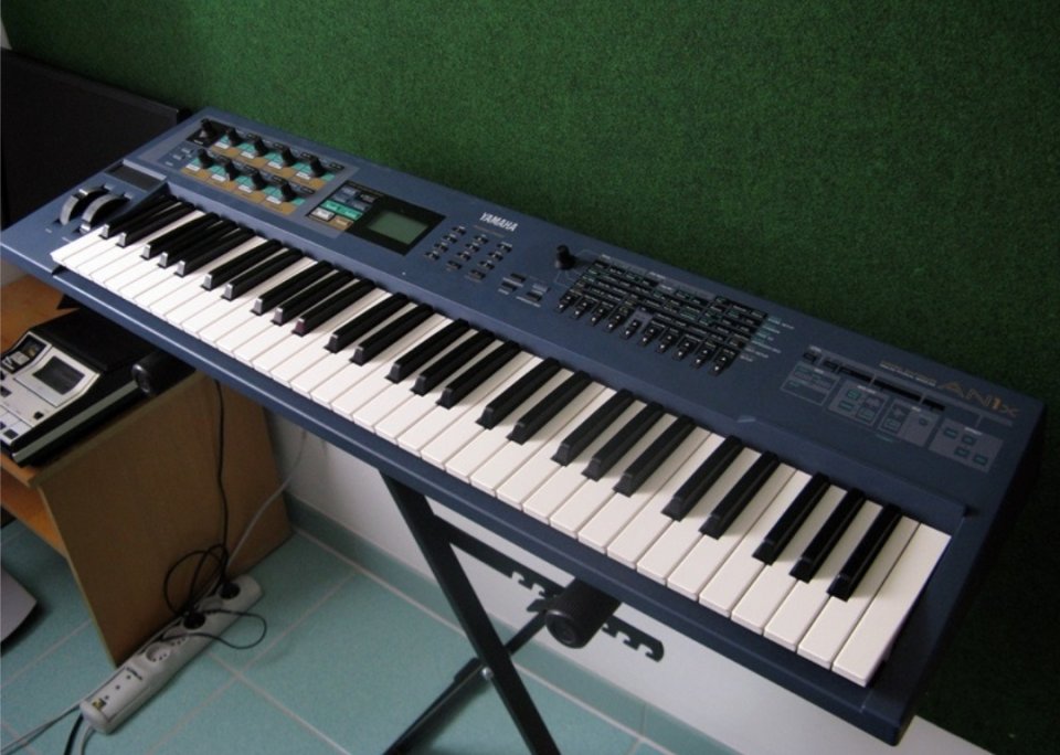 Sintetizador modelado analogico Yamaha An1x