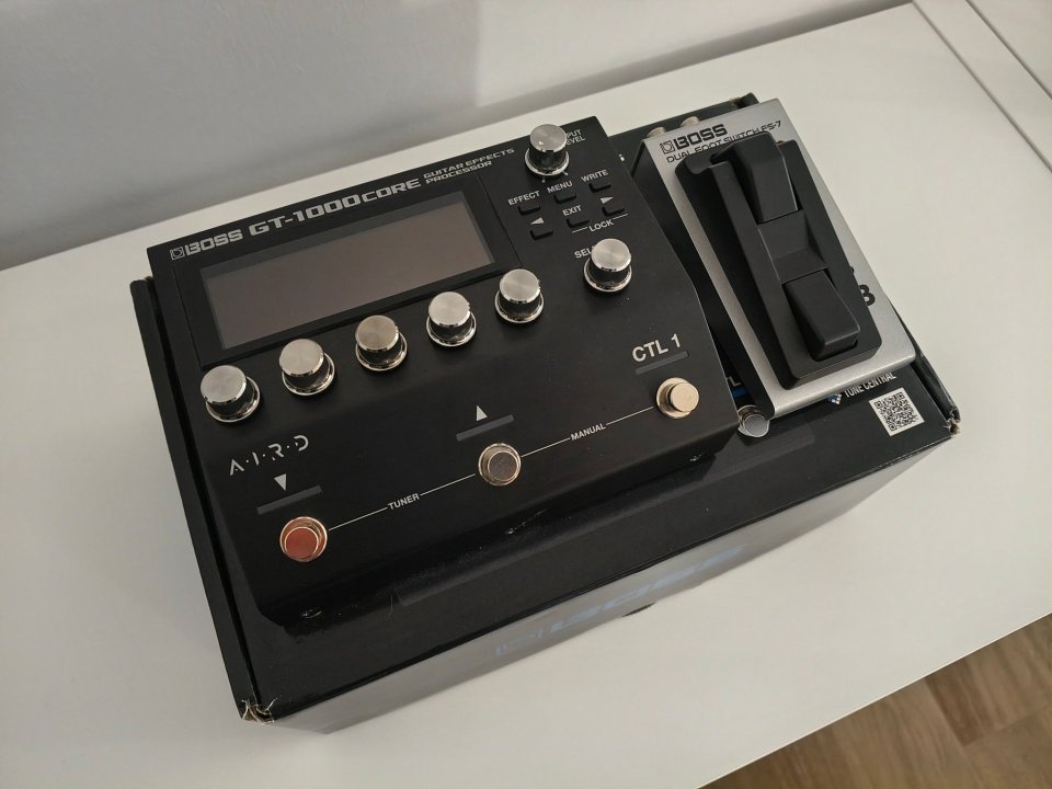 Boss GT-1000 Core + FS7 de segunda mano · Foto 1 de 3 · Illes Balears · 600 €