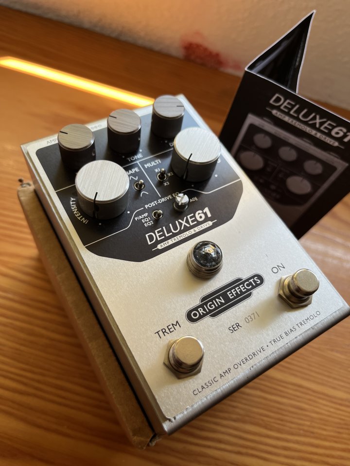 Origin Effects Deluxe 61 de segunda mano · Foto 1 de 6 · Madrid · 275 €