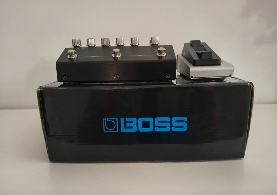 Boss GT-1000 Core + FS7 de segunda mano · Foto 3 de 3 · Illes Balears · 600 €