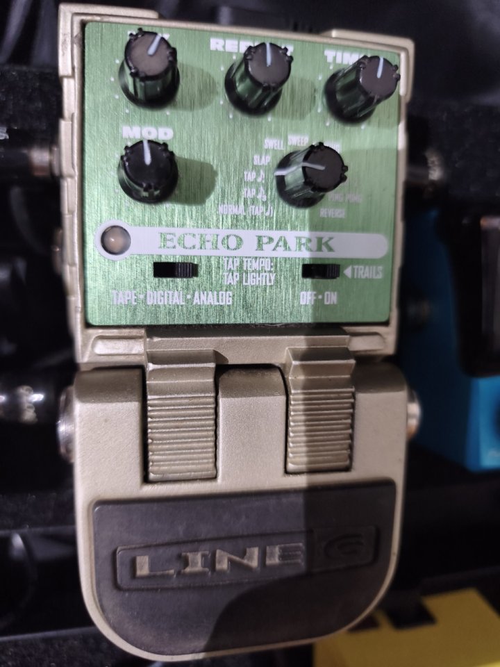 Pedal de delay Line 6 Echo Park (serie Tone Core) de segunda mano · Foto 2 de 6 · Sevilla · 120 €