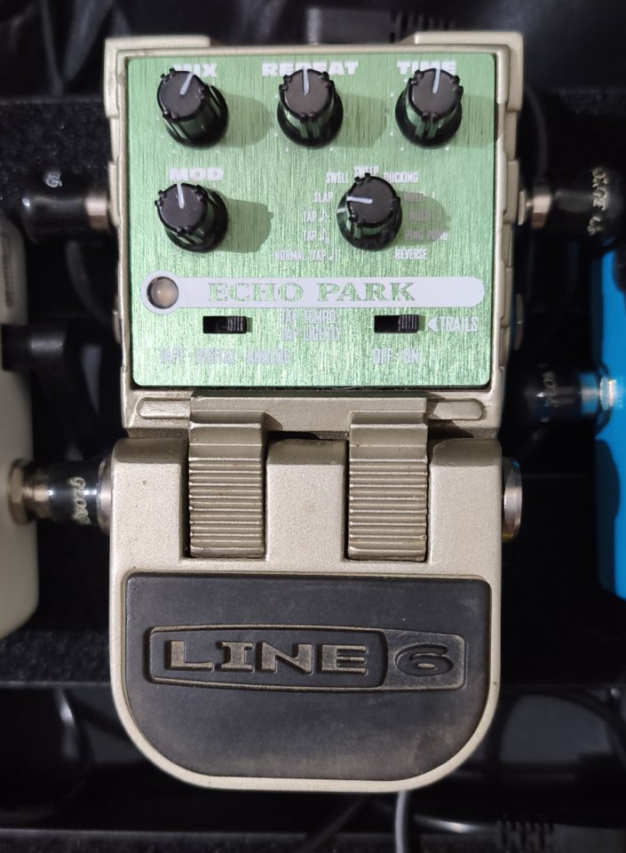 Pedal de delay Line 6 Echo Park (serie Tone Core) de segunda mano · Foto 3 de 6 · Sevilla · 120 €