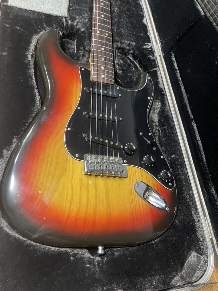 Fender Stratocaster 1978 de segunda mano · Foto 8 de 10 · Palencia · 3000 €