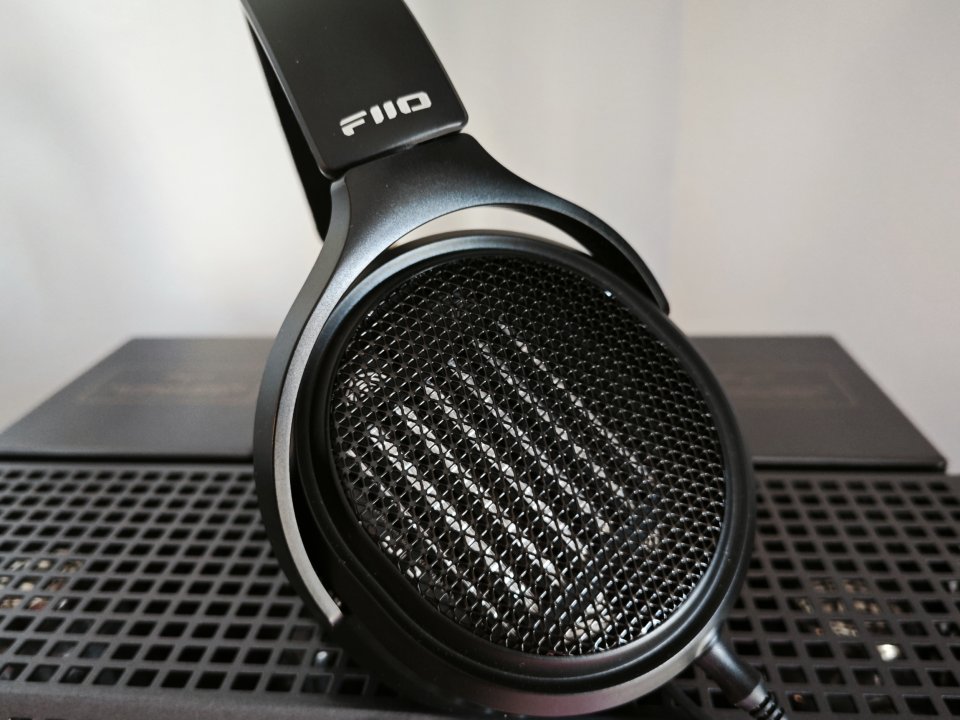 Auriculares FiiO JT7 Negros de segunda mano · Foto 1 de 4 · Madrid · 100 €