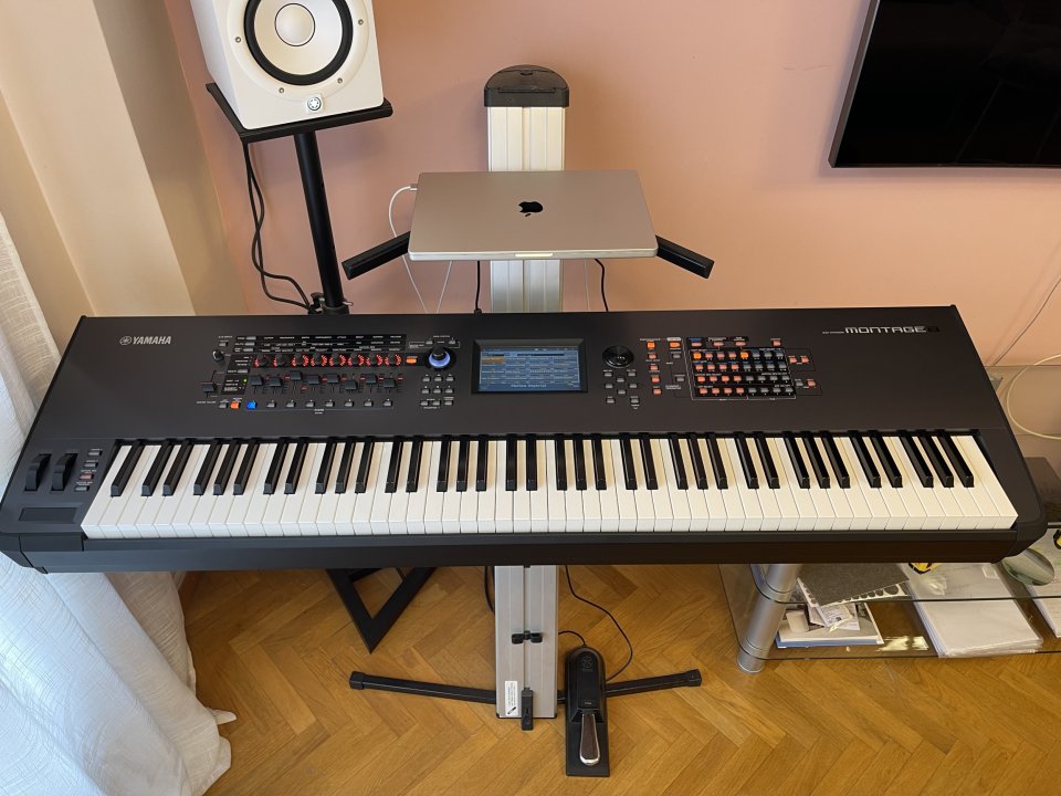 Yamaha Montage 8