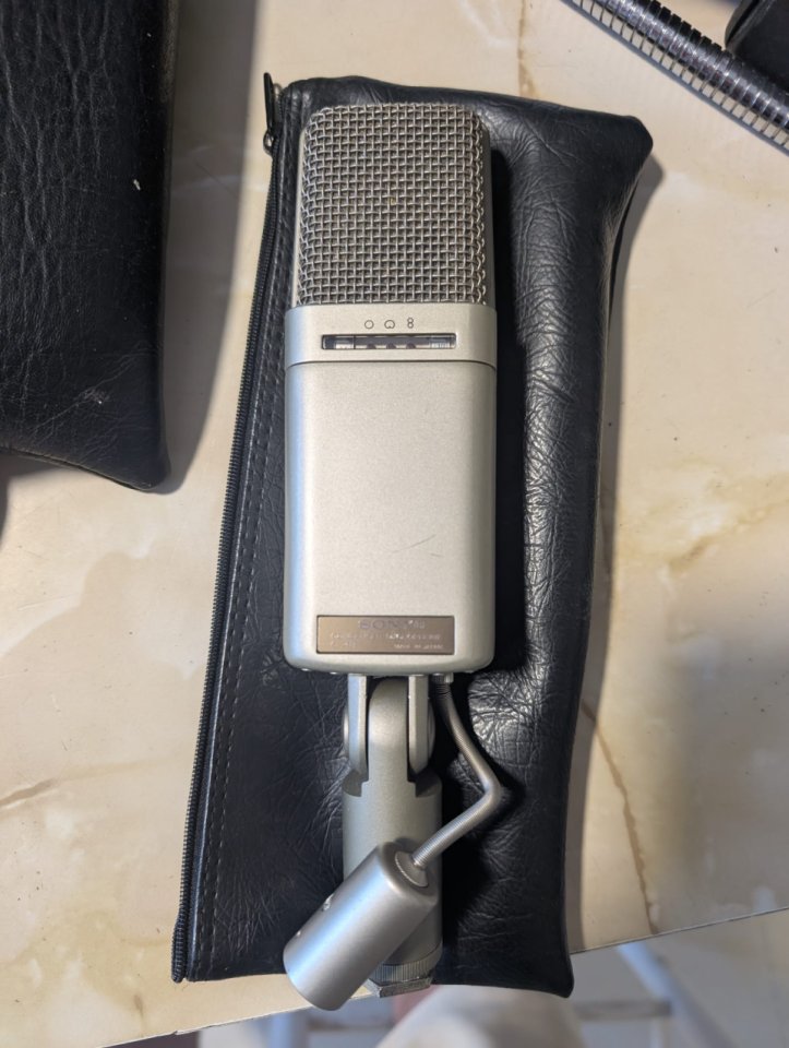 Micrófono Sony C-48 de segunda mano · Foto 1 de 6 · Madrid · 1500 €