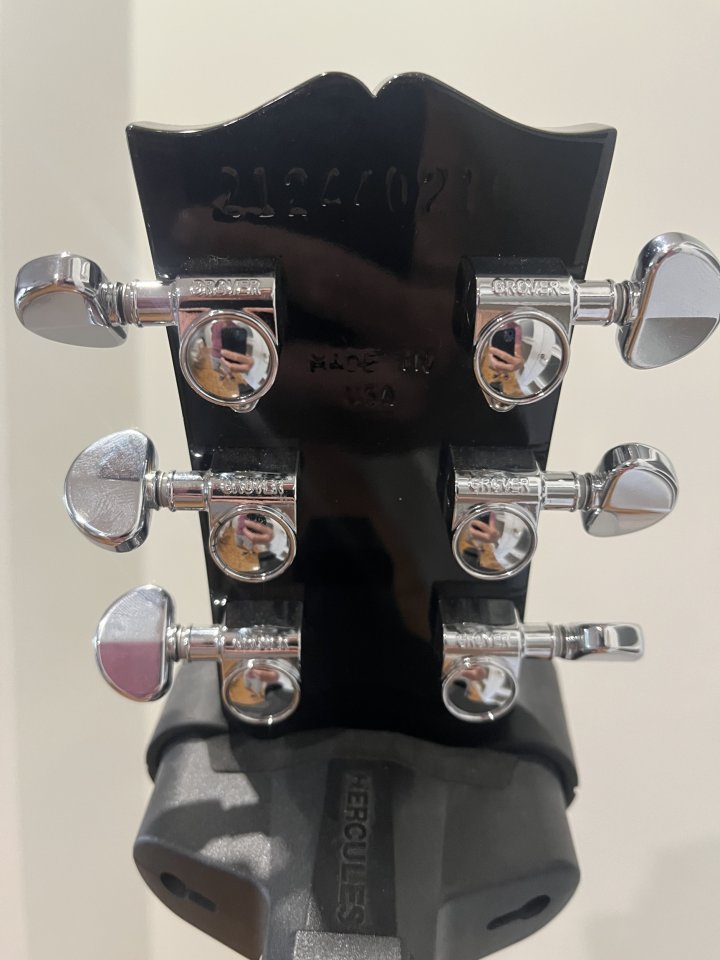 Gibson SG Standard Cardinal Red Burst de segunda mano · Foto 4 de 10 · Madrid · 1200 €
