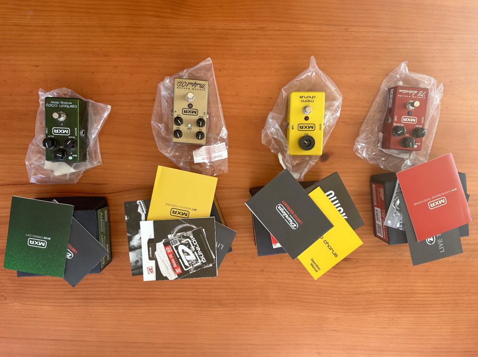4 pedales MXR – Muy cuidados de segunda mano · Foto 2 de 6 · Girona · 320 €