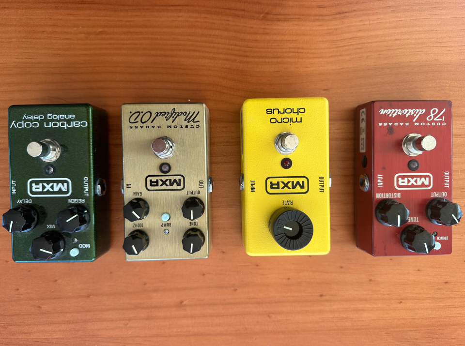 4 pedales MXR – Muy cuidados de segunda mano · Foto 3 de 6 · Girona · 320 €