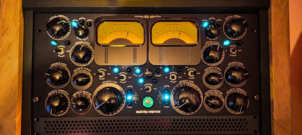 Shadow Hills Mastering Compressor