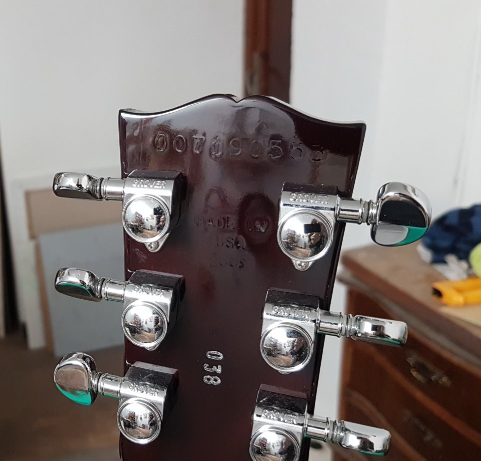 Gibson SG Carved Top - Autumn Burst Limited Solidbody Electric Guitar Features. de segunda mano · Foto 6 de 9 · Alicante · 2400 €