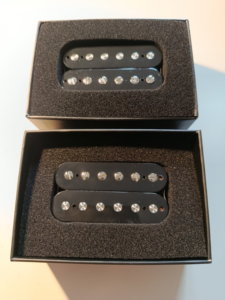 Set pastillas Tonerider Octane de segunda mano · Foto 1 de 4 · Cantabria · 85 €