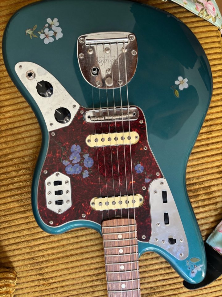 Fender jaguar vintera 60 de segunda mano · Foto 3 de 6 · Barcelona · 900 €