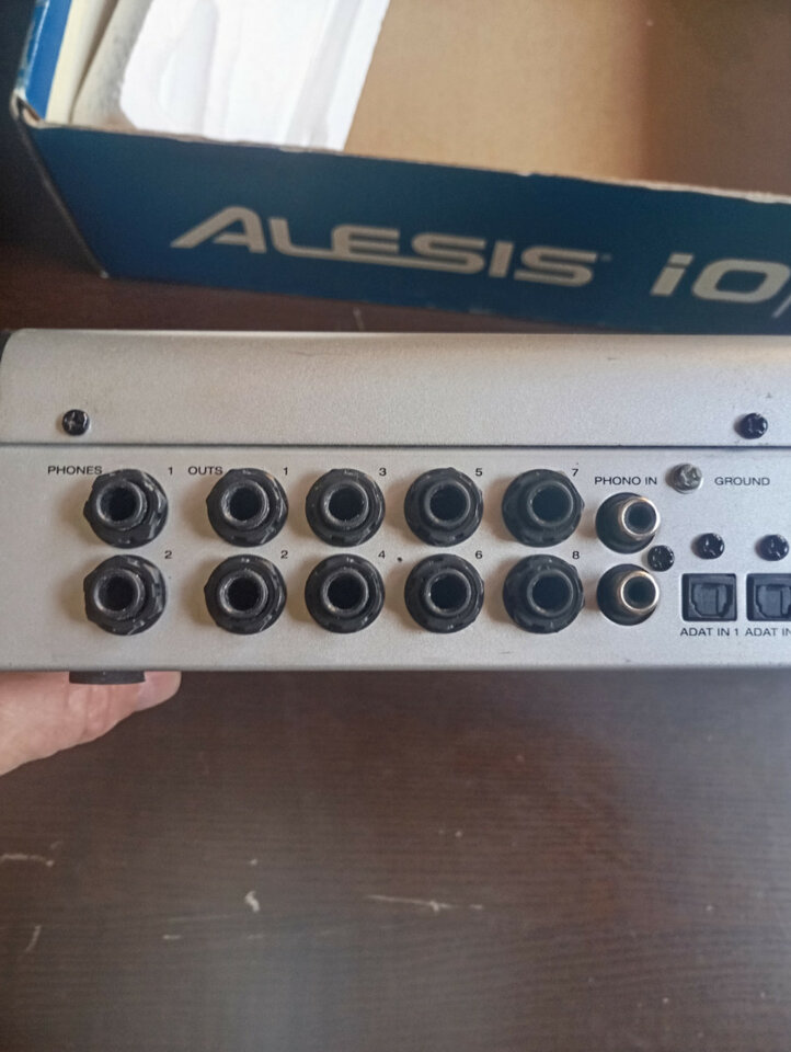 Alesis iO/26 FireWire - Interfaz de Audio