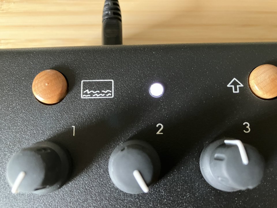 Sintetizador Vídeo Critter & Guitari EYESY última versión como nuevo