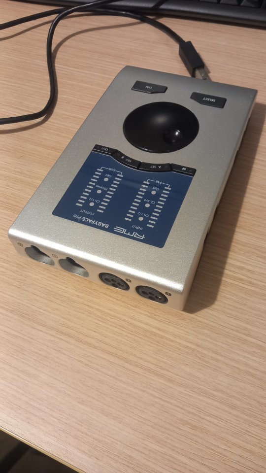 RME babyface PRO de segunda mano · Foto 2 de 3 · Valencia · 520 €