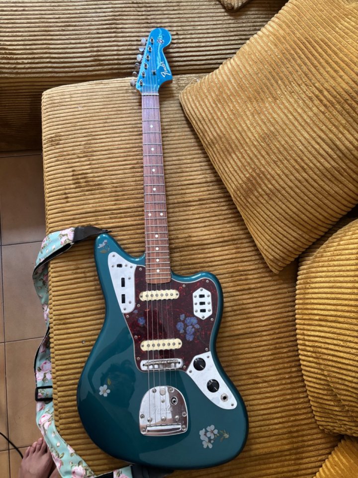 Fender jaguar vintera 60 de segunda mano · Foto 1 de 6 · Barcelona · 900 €