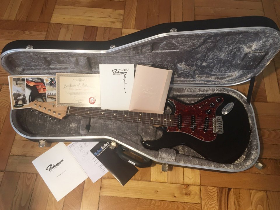 Masterbuilt Ruokangas Strat Boutique  VSOP Classic 2016 por Fender Tele C.S. 60´s.