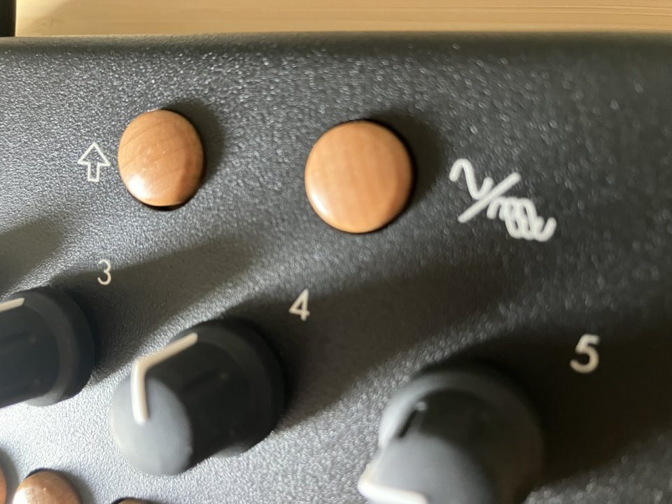 Sintetizador Vídeo Critter & Guitari EYESY última versión como nuevo