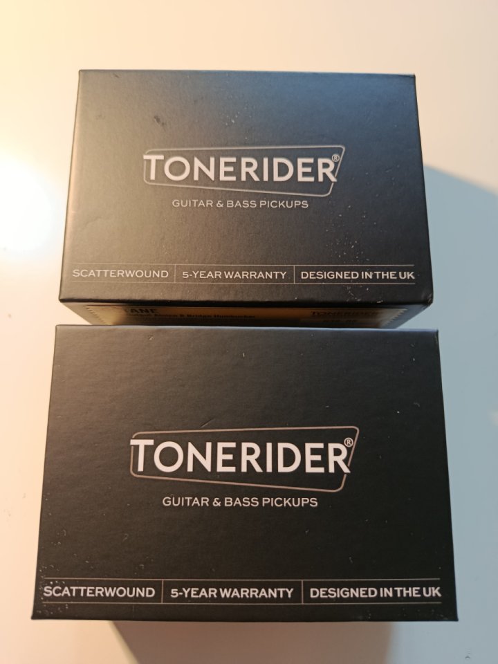 Set pastillas Tonerider Octane de segunda mano · Foto 3 de 4 · Cantabria · 85 €