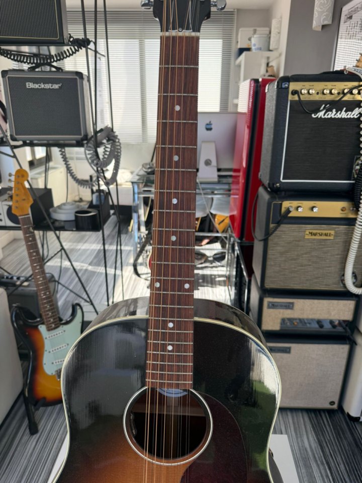 Gibson j45 12 cuerdas