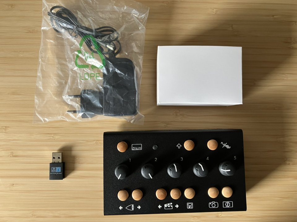 Sintetizador Vídeo Critter & Guitari EYESY última versión como nuevo