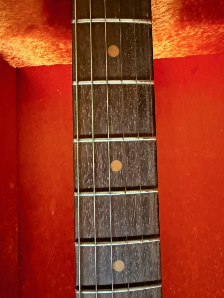 Fender American Vintage II 1961 Stratocaster – Fiesta Red de segunda mano · Foto 3 de 8 · Madrid · 1950 €