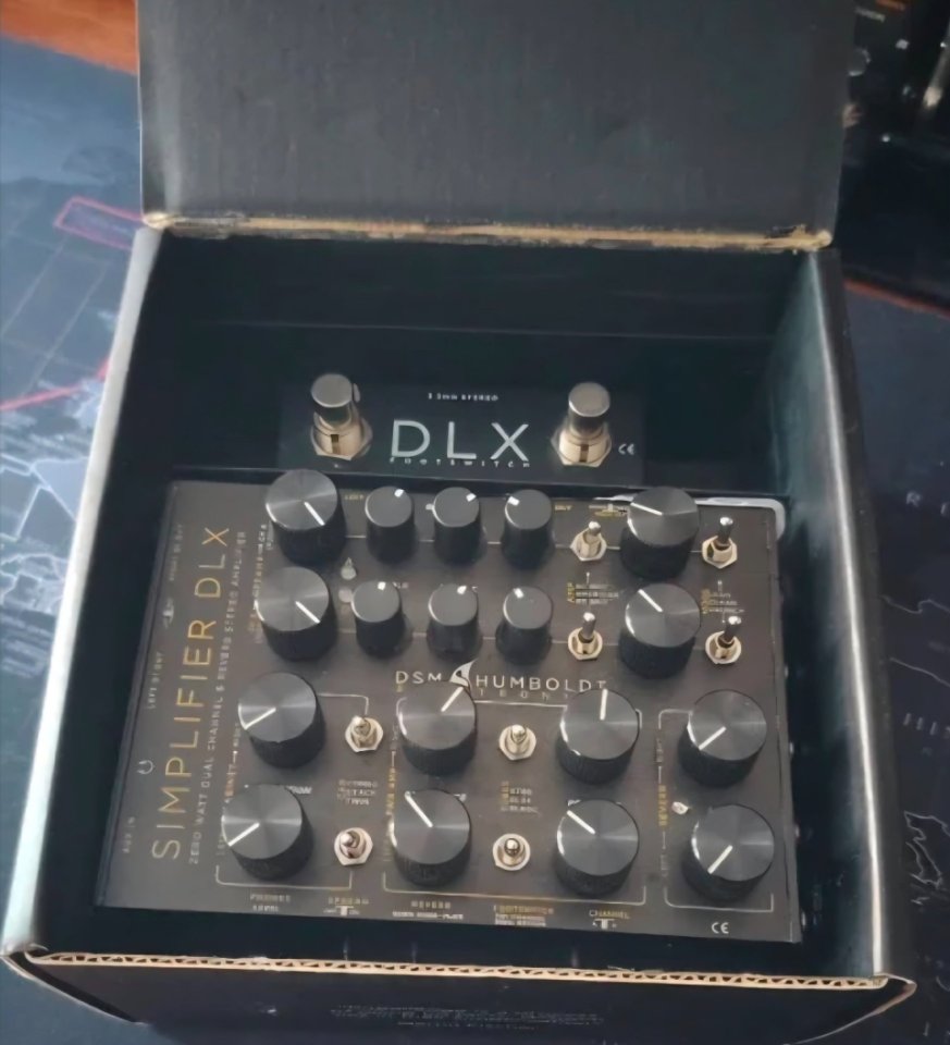 DSM Humboldt Simplifier DLX Amplificador de segunda mano · Foto 4 de 4 · Zaragoza · 210 €