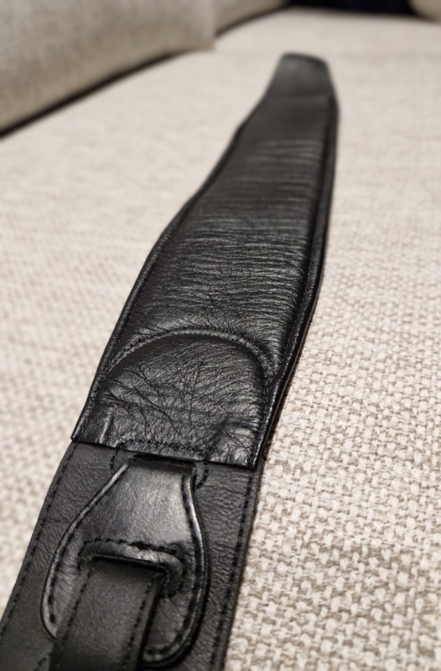 Correa de cuero para guitarra Ortega OSBS-1