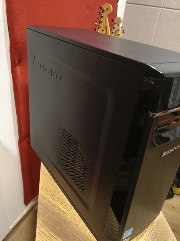 Torre AMD A10 3.5Hz - 16GB RAM - 2TB, Lenovo