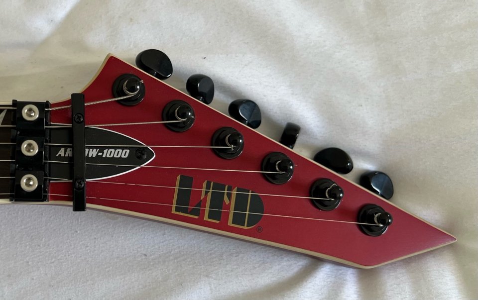 ESP LTD Arrow-1000 FR Korea 2022 CARS de segunda mano · Foto 1 de 10 · Bizkaia · 1500 €