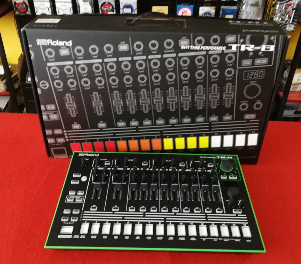 Roland Tr-8